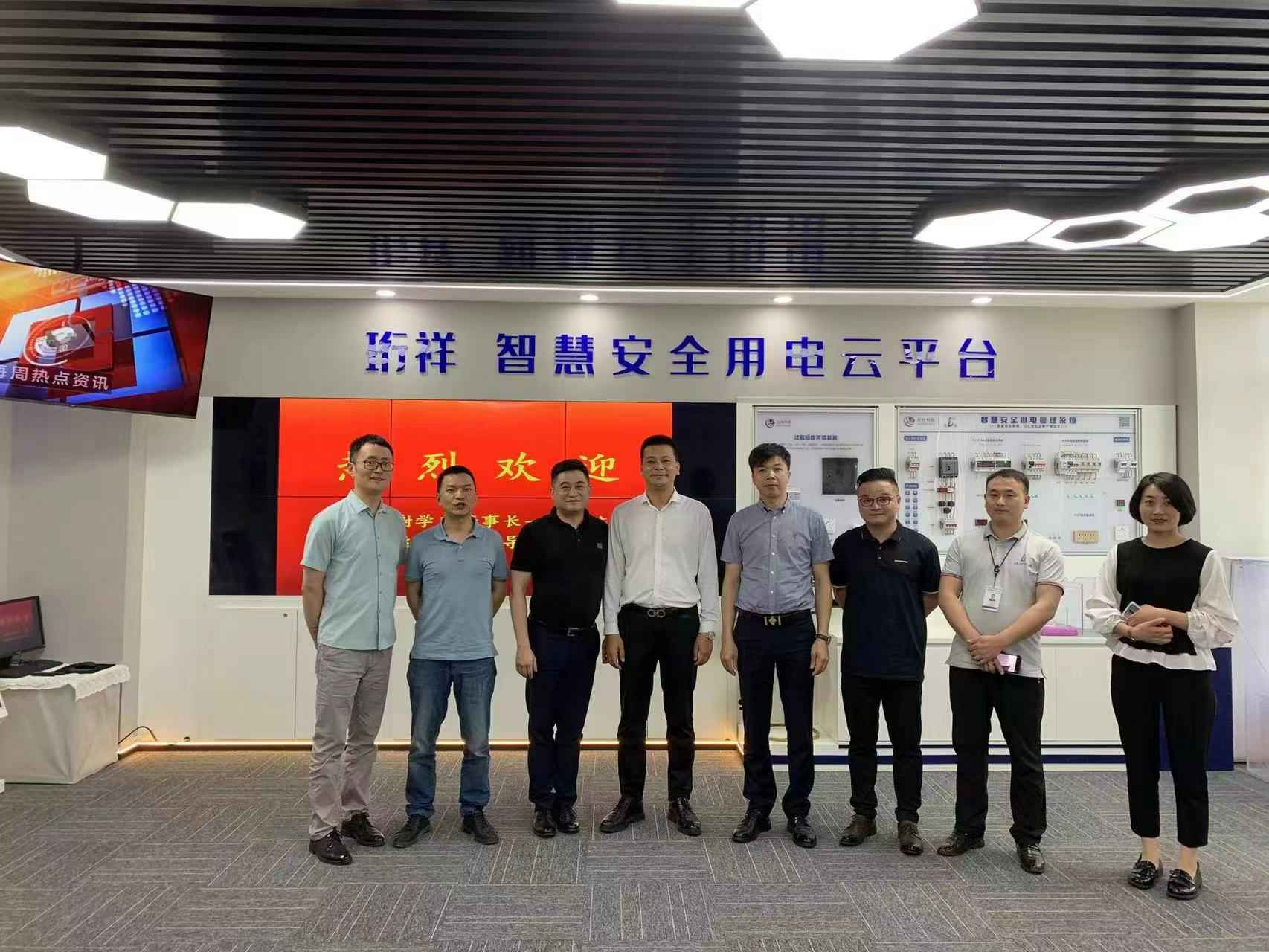 交流赋能 取长补短｜郑州赖瑞摄影服务有限公司高层远赴培训交流